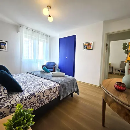 T4- Centre Ville- Parking Prive *