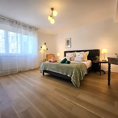 Appartement T4- Centre Ville- Parking Prive