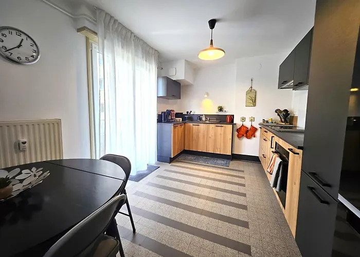 דירה T4- Centre Ville- Parking Prive